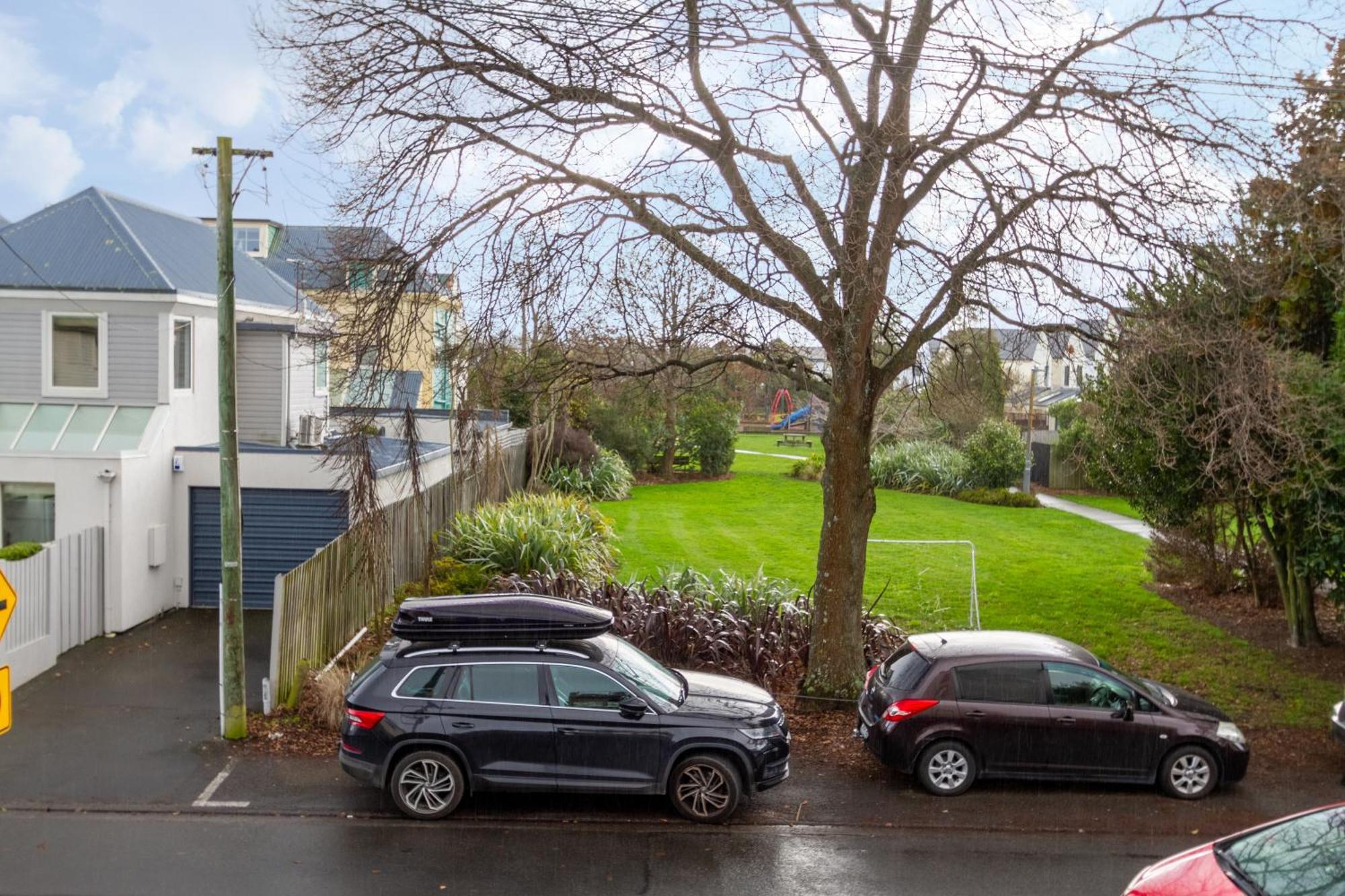 Warm Chch Apartment Park View & Garage Parking Christchurch Exterior foto